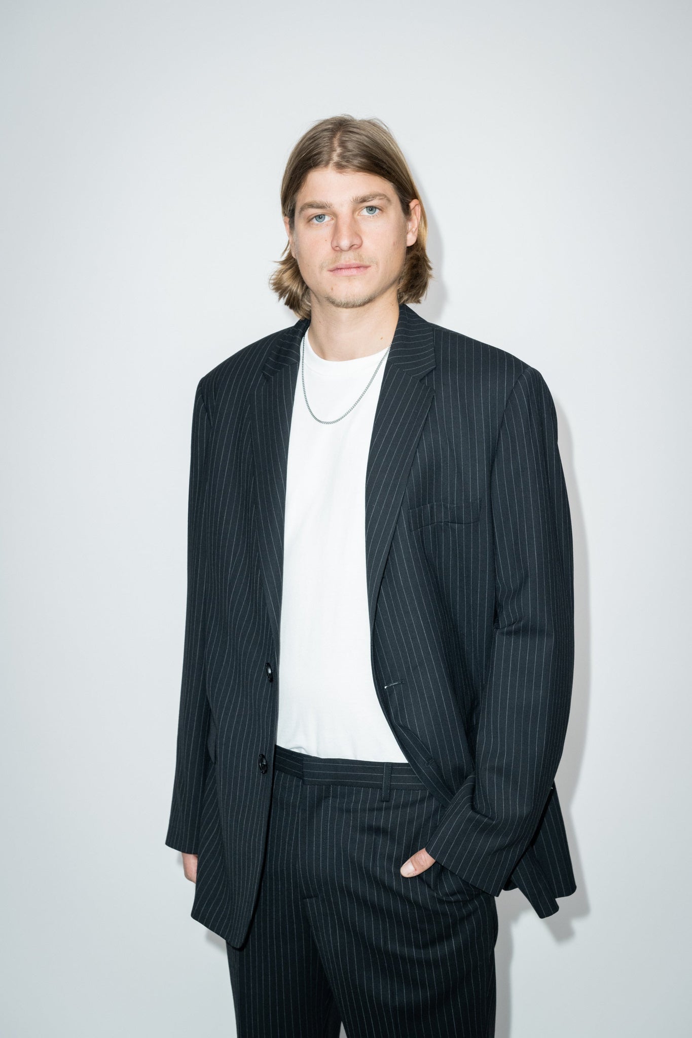 UNISEX PINSTRIPED BLAZER